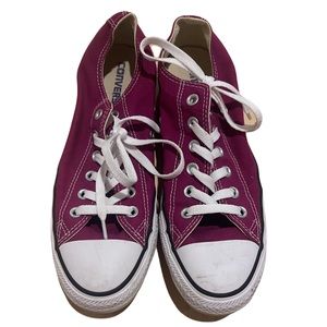 Maroon Converse, size: 9